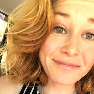 Meet your Posher, Abigail